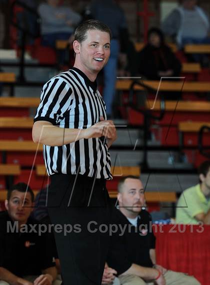 Thumbnail 1 in Maize vs. Shawnee Mission East (McPherson Invitational) photogallery.
