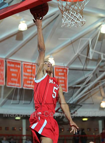 Thumbnail 2 in Maize vs. Shawnee Mission East (McPherson Invitational) photogallery.