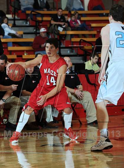 Thumbnail 1 in Maize vs. Shawnee Mission East (McPherson Invitational) photogallery.