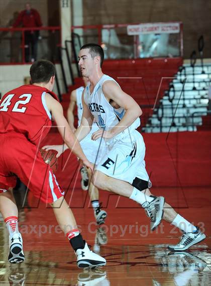 Thumbnail 2 in Maize vs. Shawnee Mission East (McPherson Invitational) photogallery.