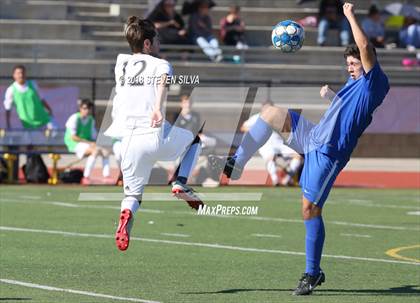 Thumbnail 1 in Rancho Bernardo vs. Santana (Grossmont Holiday Tournament) photogallery.