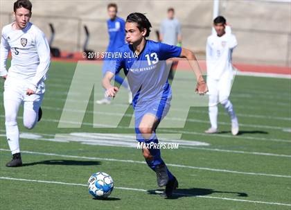 Thumbnail 2 in Rancho Bernardo vs. Santana (Grossmont Holiday Tournament) photogallery.