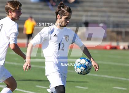 Thumbnail 1 in Rancho Bernardo vs. Santana (Grossmont Holiday Tournament) photogallery.