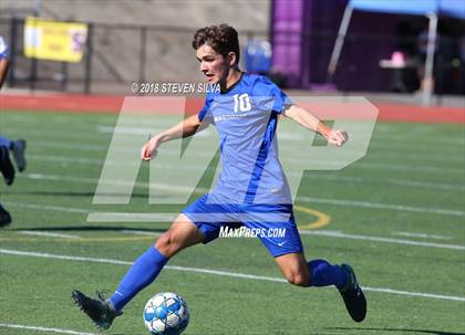 Thumbnail 2 in Rancho Bernardo vs. Santana (Grossmont Holiday Tournament) photogallery.