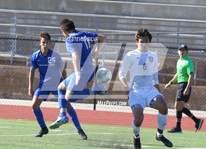 Thumbnail 3 in Rancho Bernardo vs. Santana (Grossmont Holiday Tournament) photogallery.