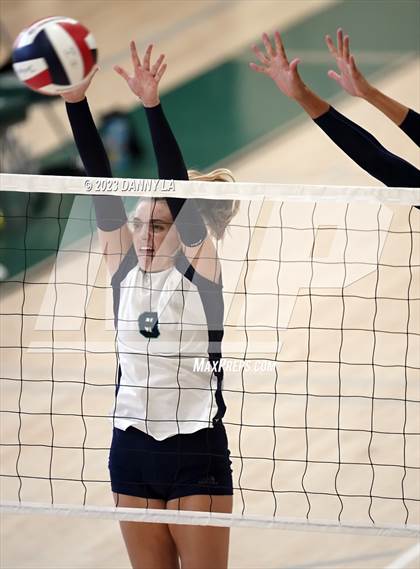 Thumbnail 1 in Bishop McNamara vs Flint Hill (Tiger Paws Invitational) photogallery.