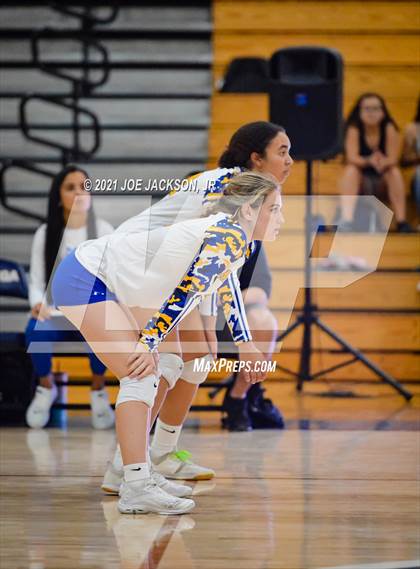 Thumbnail 2 in Marana vs. Cienega photogallery.