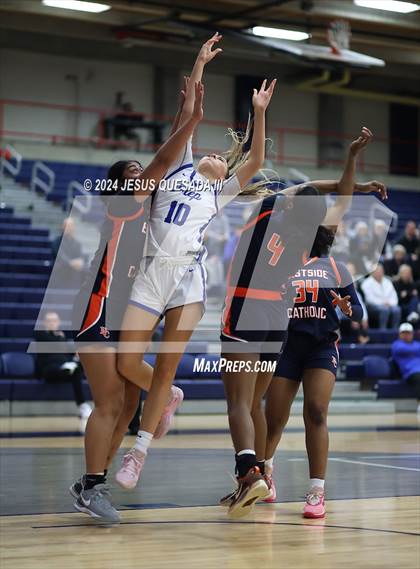Thumbnail 2 in Seattle Prep vs. Eastside Catholic photogallery.