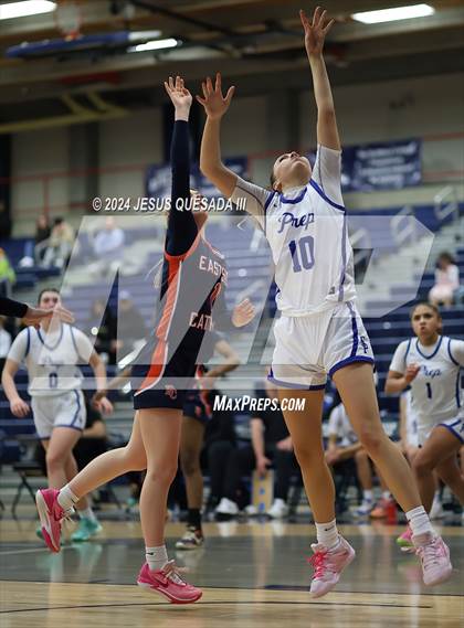Thumbnail 1 in Seattle Prep vs. Eastside Catholic photogallery.