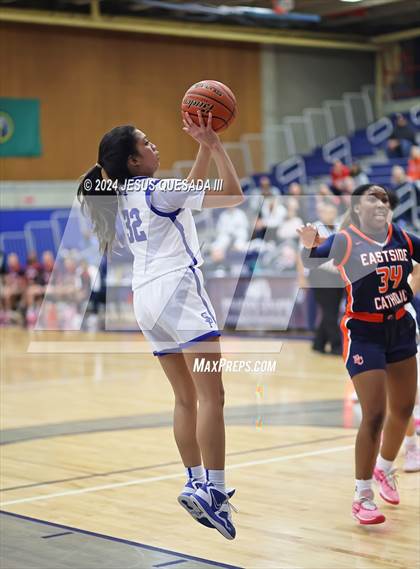 Thumbnail 2 in Seattle Prep vs. Eastside Catholic photogallery.