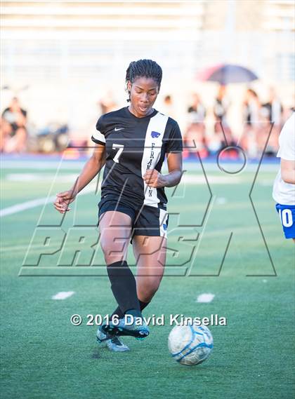 Thumbnail 3 in Franklin vs. Rocklin (CIF SJS D1 Semifinal) photogallery.