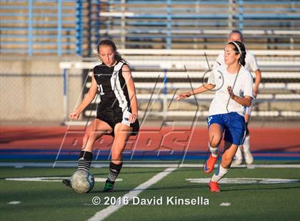 Thumbnail 3 in Franklin vs. Rocklin (CIF SJS D1 Semifinal) photogallery.