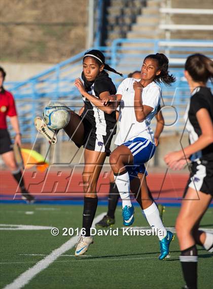 Thumbnail 2 in Franklin vs. Rocklin (CIF SJS D1 Semifinal) photogallery.