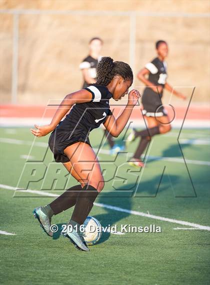 Thumbnail 3 in Franklin vs. Rocklin (CIF SJS D1 Semifinal) photogallery.