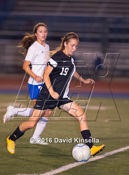 Thumbnail 3 in Franklin vs. Rocklin (CIF SJS D1 Semifinal) photogallery.