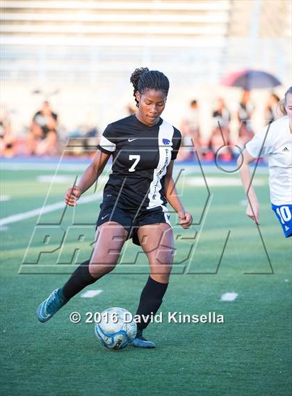 Thumbnail 2 in Franklin vs. Rocklin (CIF SJS D1 Semifinal) photogallery.