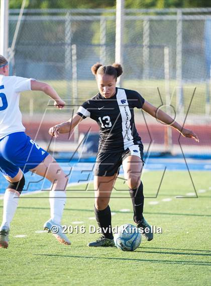 Thumbnail 3 in Franklin vs. Rocklin (CIF SJS D1 Semifinal) photogallery.