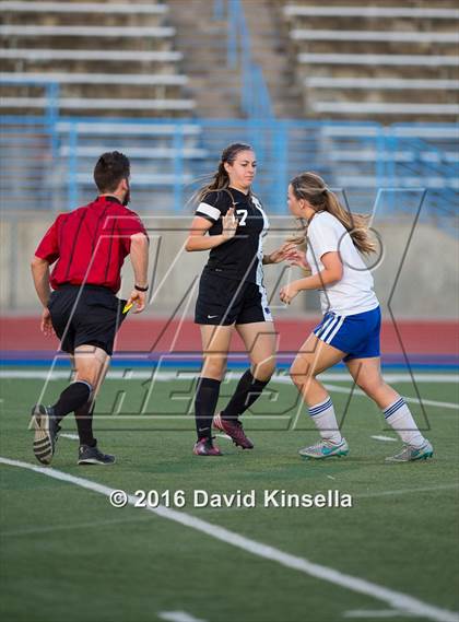 Thumbnail 3 in Franklin vs. Rocklin (CIF SJS D1 Semifinal) photogallery.