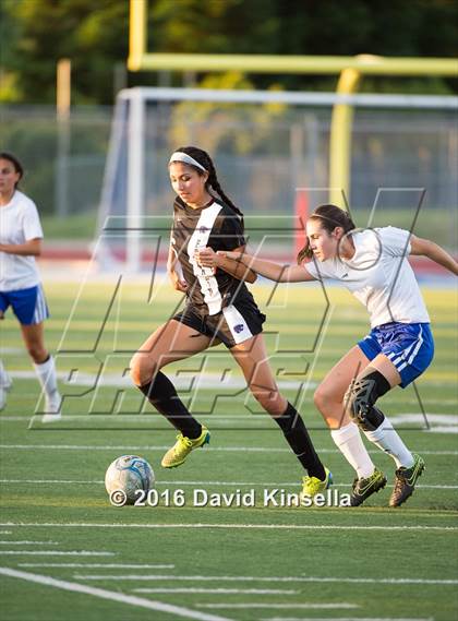 Thumbnail 2 in Franklin vs. Rocklin (CIF SJS D1 Semifinal) photogallery.