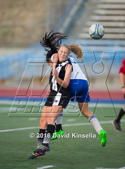 Thumbnail 3 in Franklin vs. Rocklin (CIF SJS D1 Semifinal) photogallery.
