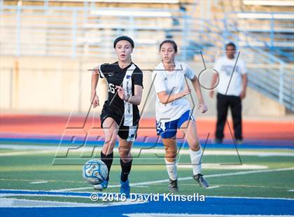 Thumbnail 3 in Franklin vs. Rocklin (CIF SJS D1 Semifinal) photogallery.