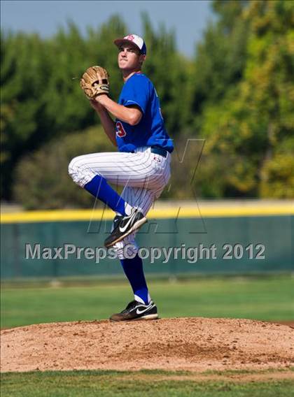 Thumbnail 1 in Huntington Beach @ Los Alamitos photogallery.