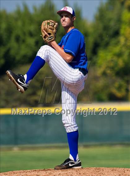 Thumbnail 1 in Huntington Beach @ Los Alamitos photogallery.
