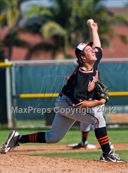 Thumbnail 1 in Huntington Beach @ Los Alamitos photogallery.