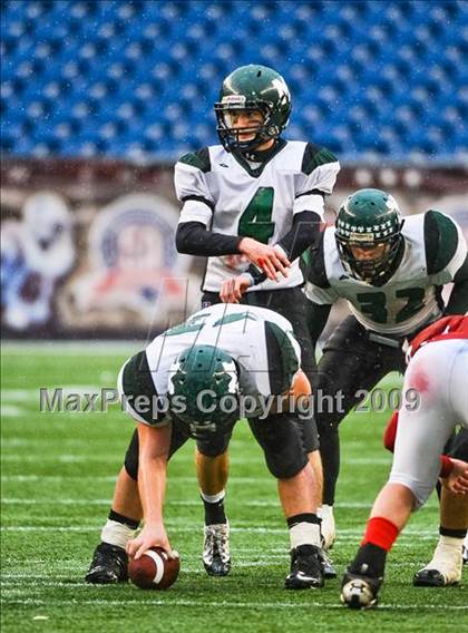Thumbnail 2 in Masconomet Regional vs. Marshfield (MIAA Division IIA East Final) photogallery.