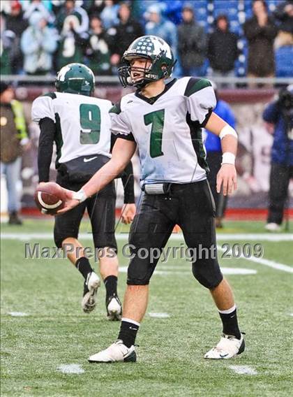 Thumbnail 1 in Masconomet Regional vs. Marshfield (MIAA Division IIA East Final) photogallery.