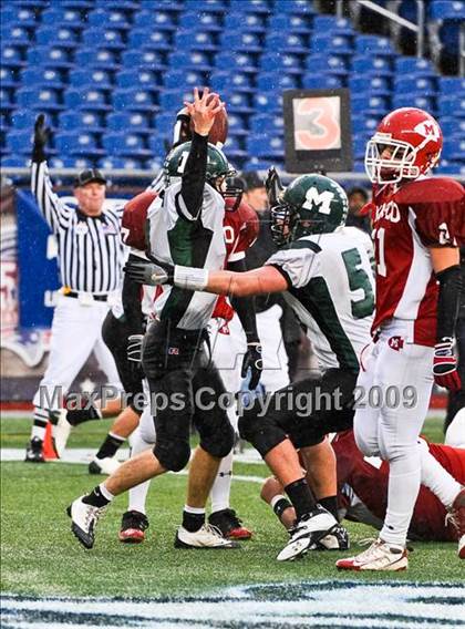 Thumbnail 3 in Masconomet Regional vs. Marshfield (MIAA Division IIA East Final) photogallery.