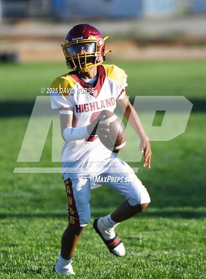 Thumbnail 1 in Highland @ Quartz Hill photogallery.