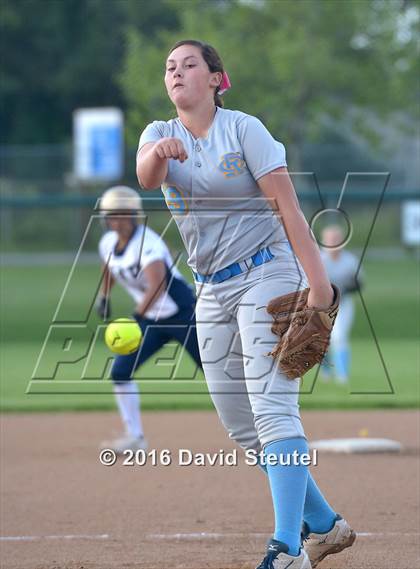 Thumbnail 3 in Elk Grove vs. River City (Victory Pre-Season T.O.C.) photogallery.