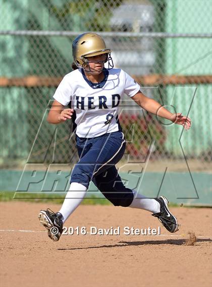 Thumbnail 3 in Elk Grove vs. River City (Victory Pre-Season T.O.C.) photogallery.