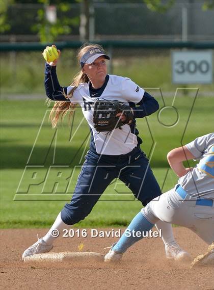 Thumbnail 3 in Elk Grove vs. River City (Victory Pre-Season T.O.C.) photogallery.