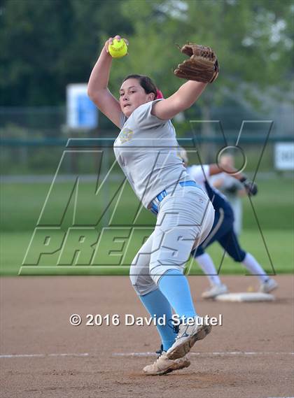 Thumbnail 2 in Elk Grove vs. River City (Victory Pre-Season T.O.C.) photogallery.