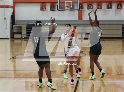 Thumbnail 3 in Poteet photogallery.