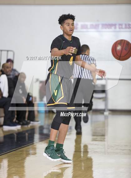 Thumbnail 2 in  Buchanan vs. Vanden (Holiday Hoops Classic) photogallery.