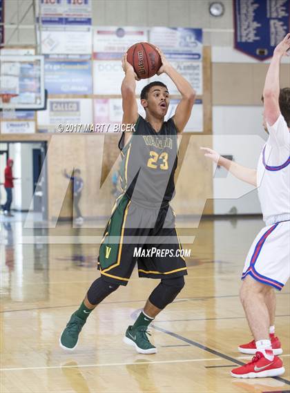 Thumbnail 1 in  Buchanan vs. Vanden (Holiday Hoops Classic) photogallery.