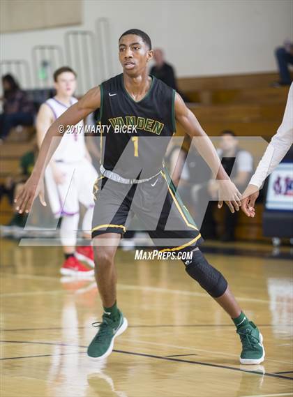 Thumbnail 1 in  Buchanan vs. Vanden (Holiday Hoops Classic) photogallery.