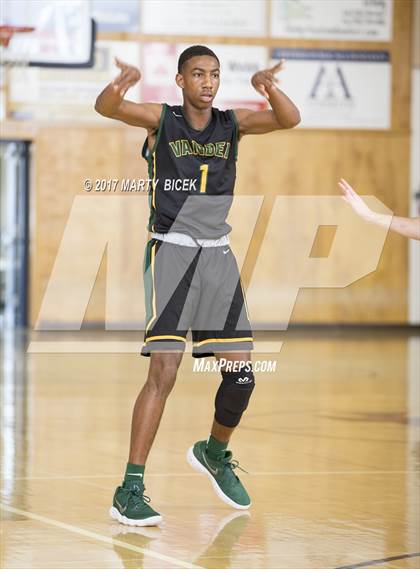 Thumbnail 2 in  Buchanan vs. Vanden (Holiday Hoops Classic) photogallery.