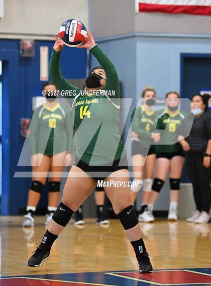 Thumbnail 3 in Albany vs Casa Grande (Tamalpais Tournament) photogallery.