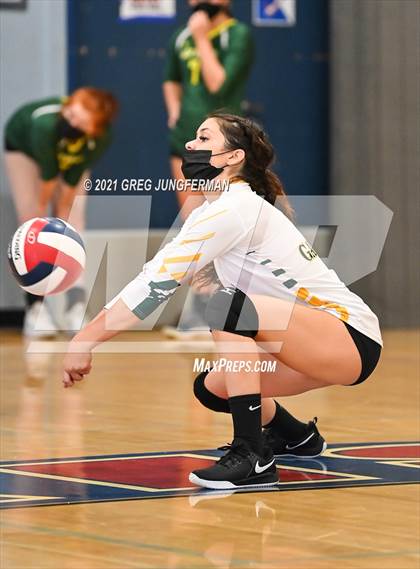 Thumbnail 2 in Albany vs Casa Grande (Tamalpais Tournament) photogallery.