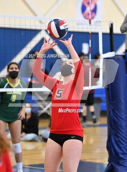 Thumbnail 3 in Albany vs Casa Grande (Tamalpais Tournament) photogallery.