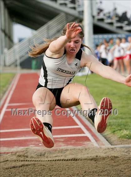 Thumbnail 3 in Kern Invitational - Long/Triple Jump photogallery.