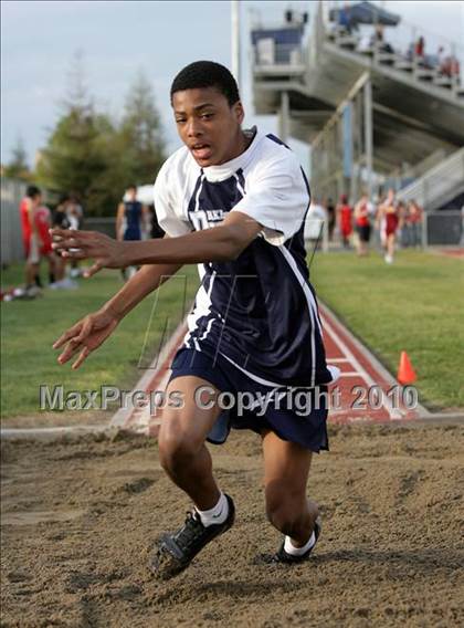 Thumbnail 2 in Kern Invitational - Long/Triple Jump photogallery.