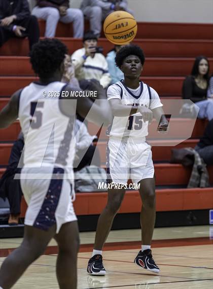 Thumbnail 2 in Leuzinger vs. Millikan photogallery.