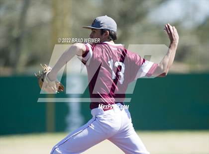 Thumbnail 3 in E.D. White vs Newman (Michael Robertson Memorial Tournament) photogallery.