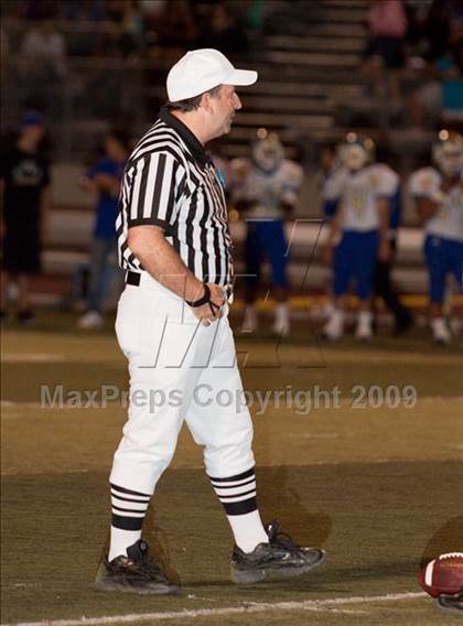 Thumbnail 3 in Hart vs. El Camino Real photogallery.