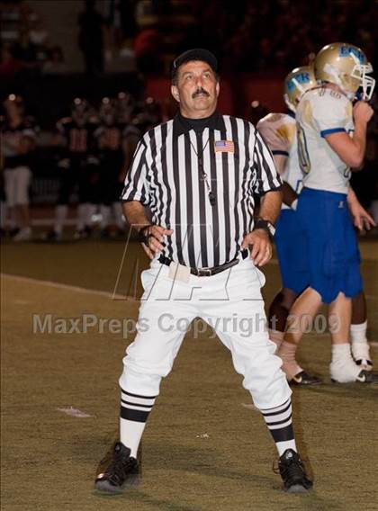 Thumbnail 3 in Hart vs. El Camino Real photogallery.